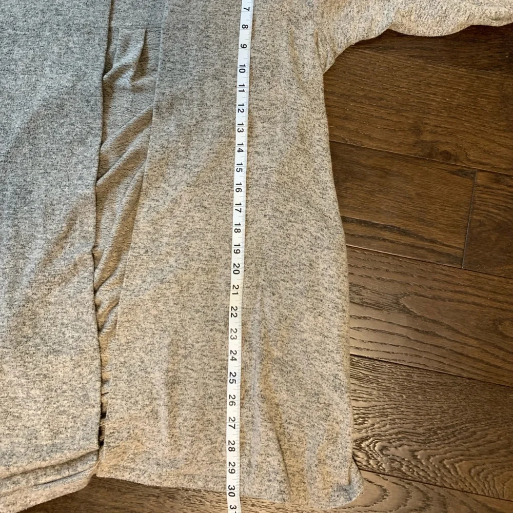 Saturday Sunday Womens Long Sleeve Cardigan Sweater Gray Sz M‎ Flowy Pockets - Picture 12 of 12